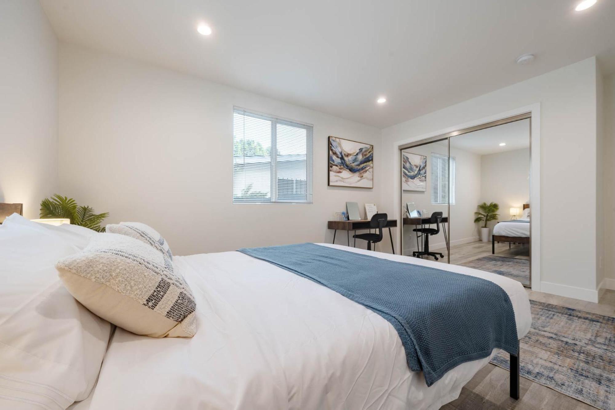 Apartment Modern Noho Gem 5ms 4rm Universal Los Angeles