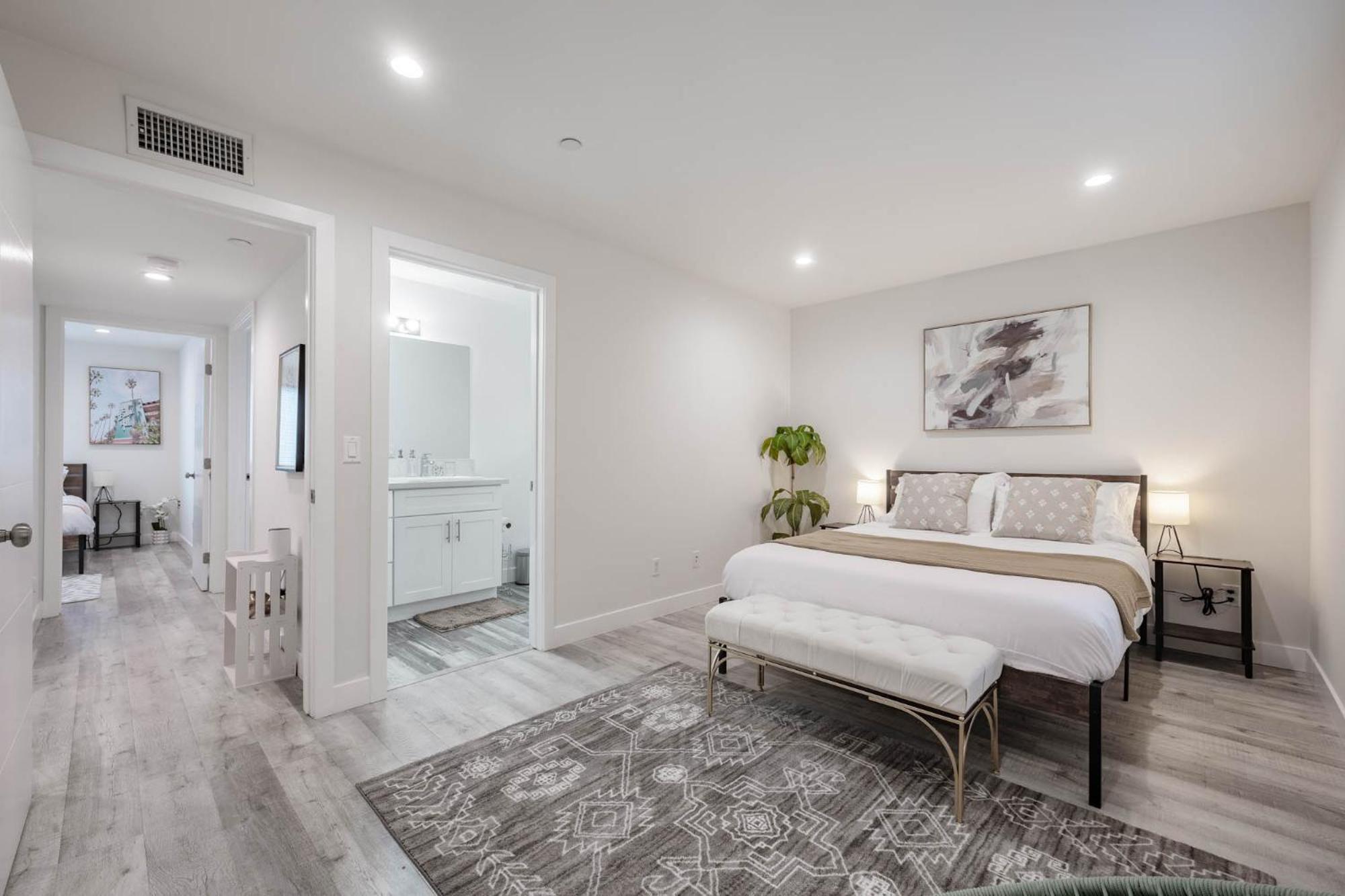 Modern Noho Gem 5ms 4rm Universal